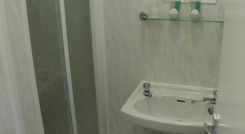 Brincliffe Hotel 4*